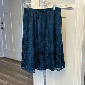 NWT! Forever 21 Sz XS Gorgeous Teal Blue Layered Floral Skirt
